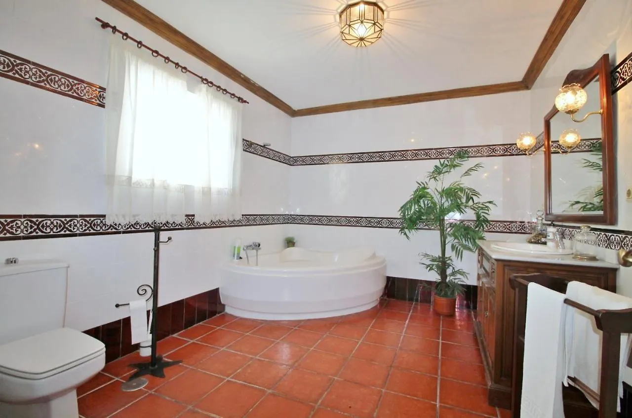 Villa Jorge Spainsunrentals 1022 Nerja
